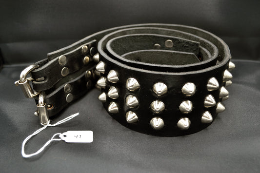 cone stud double buckle belt size 41