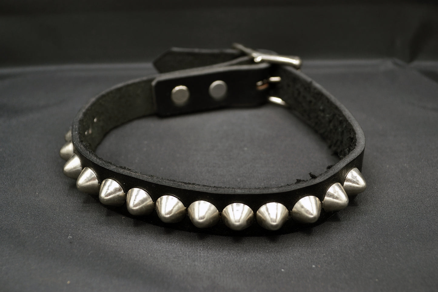 cone stud choker