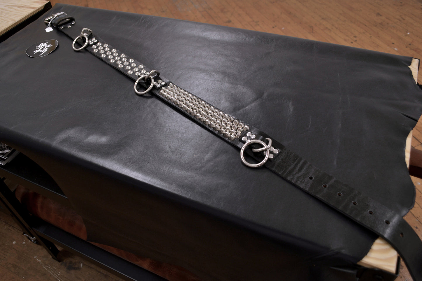 mixed stud bondage belt size 40