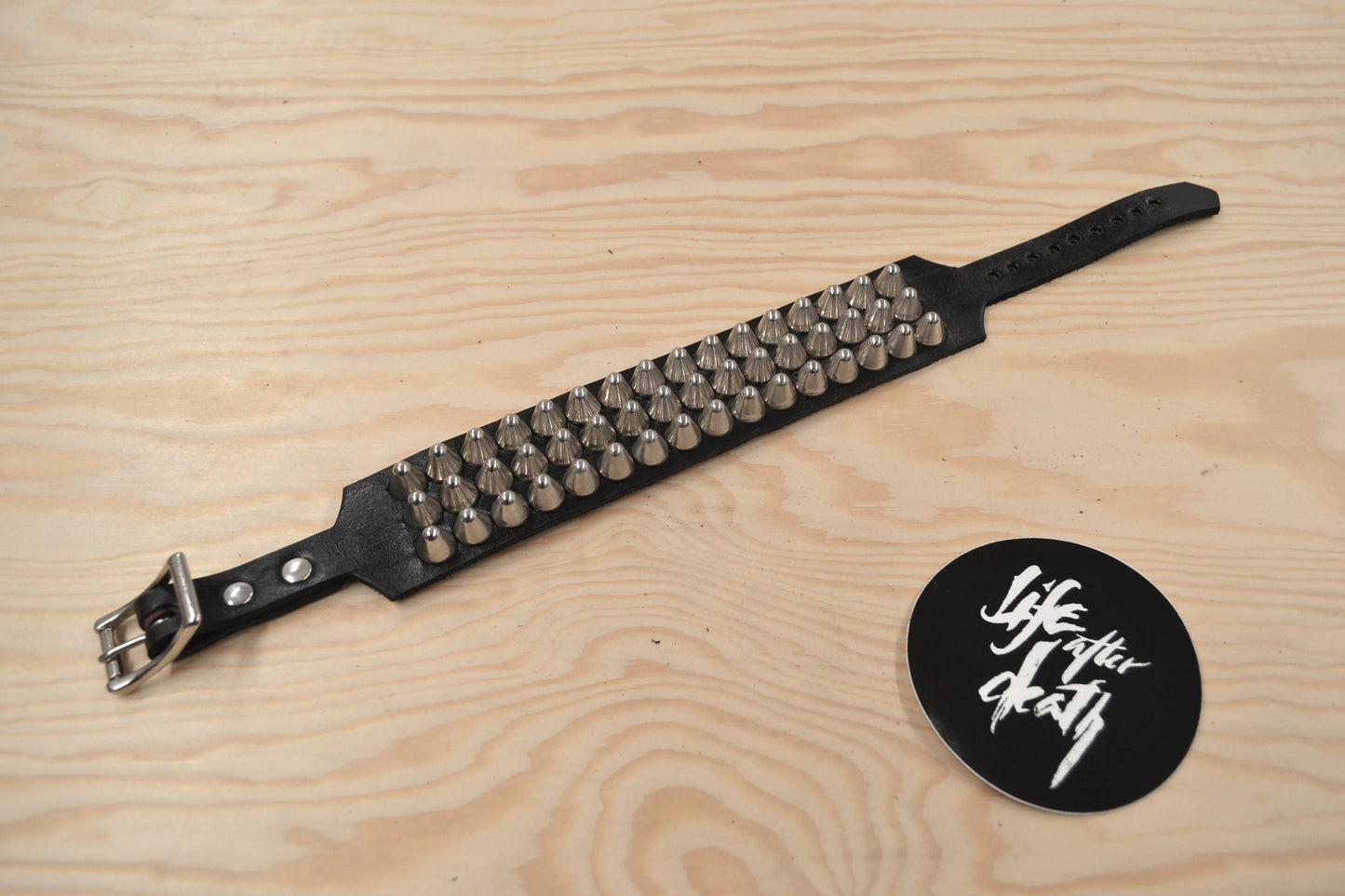 tall cone stud choker
