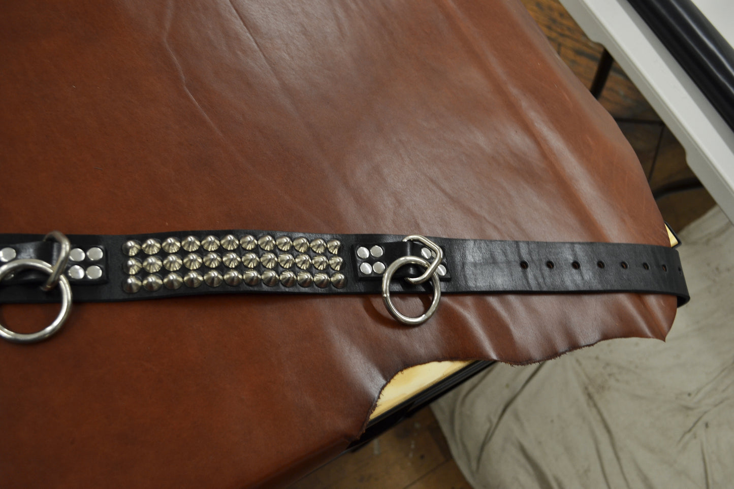 cone stud bondage belt size 36