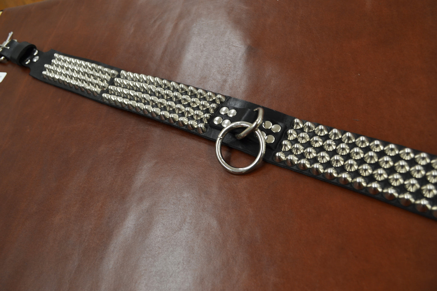 cone stud bondage belt size 37